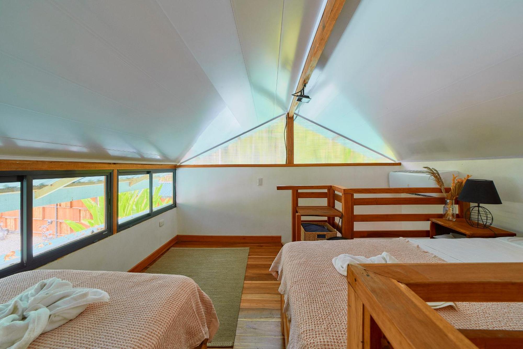 Dragonfly Beachfront Villas-Adult Only Пунта-Ува Екстер'єр фото
