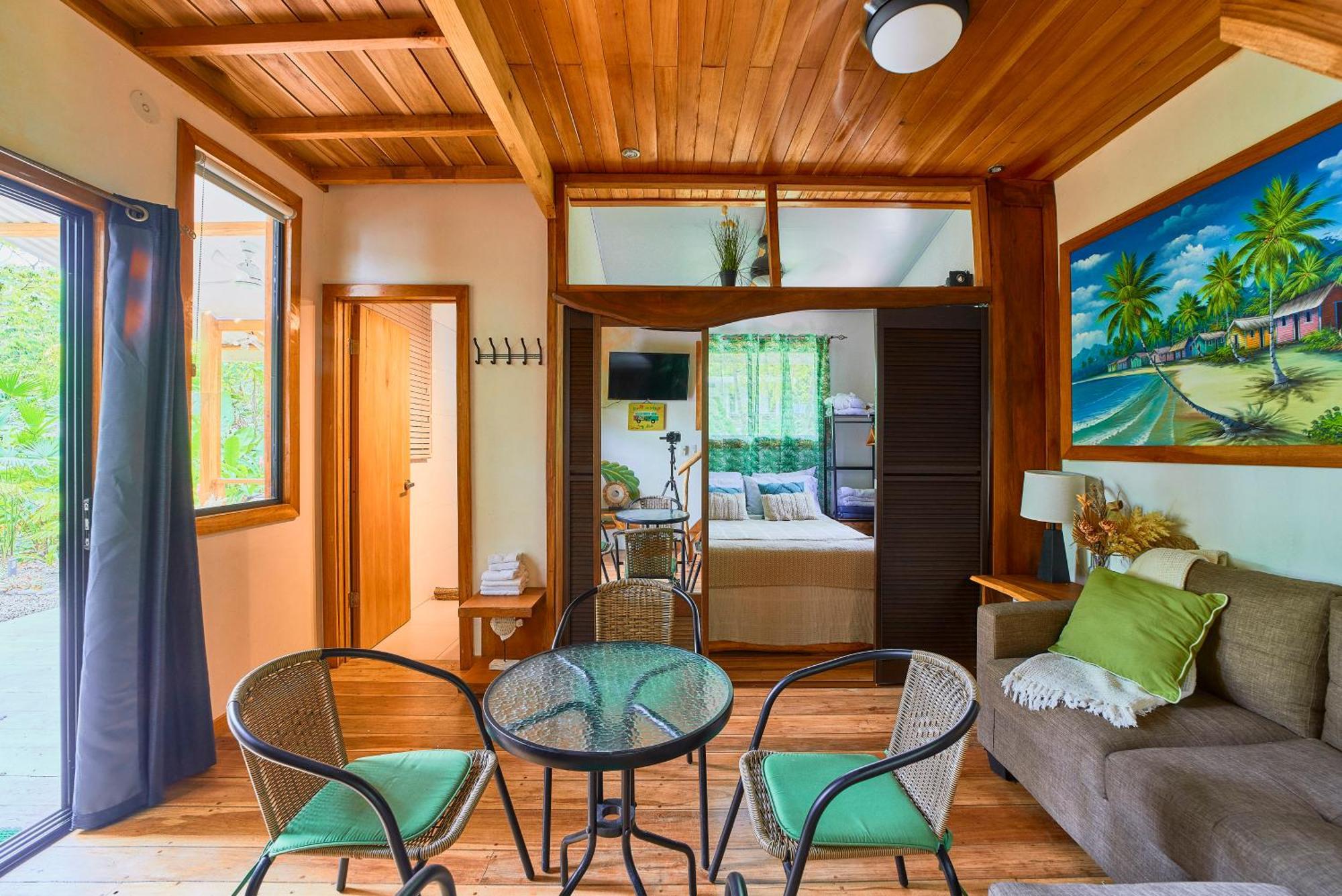 Dragonfly Beachfront Villas-Adult Only Пунта-Ува Екстер'єр фото