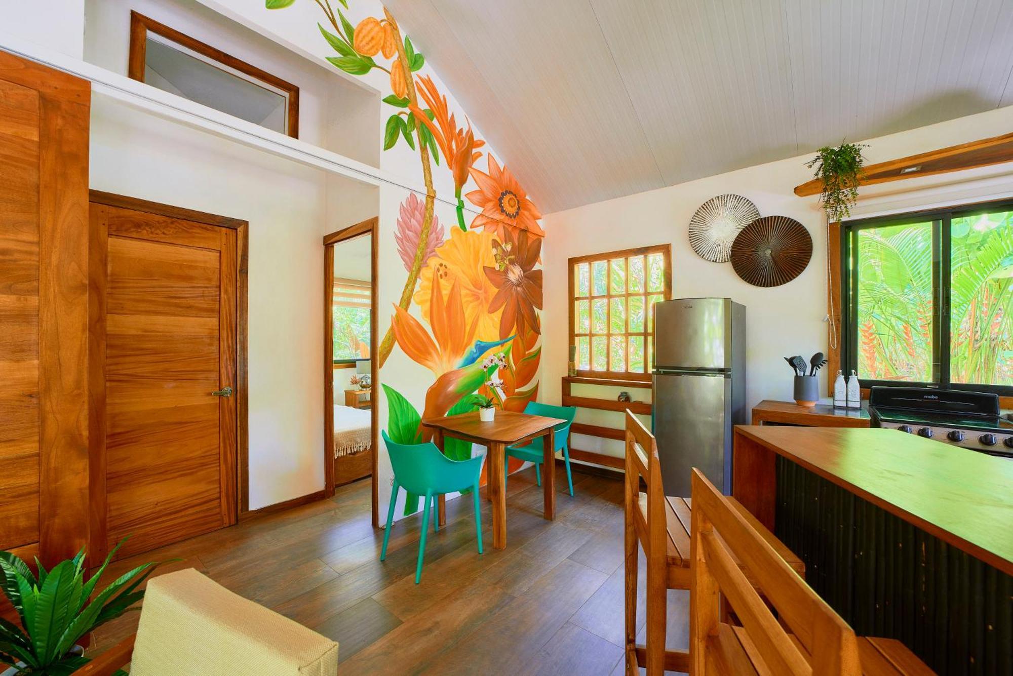 Dragonfly Beachfront Villas-Adult Only Пунта-Ува Екстер'єр фото