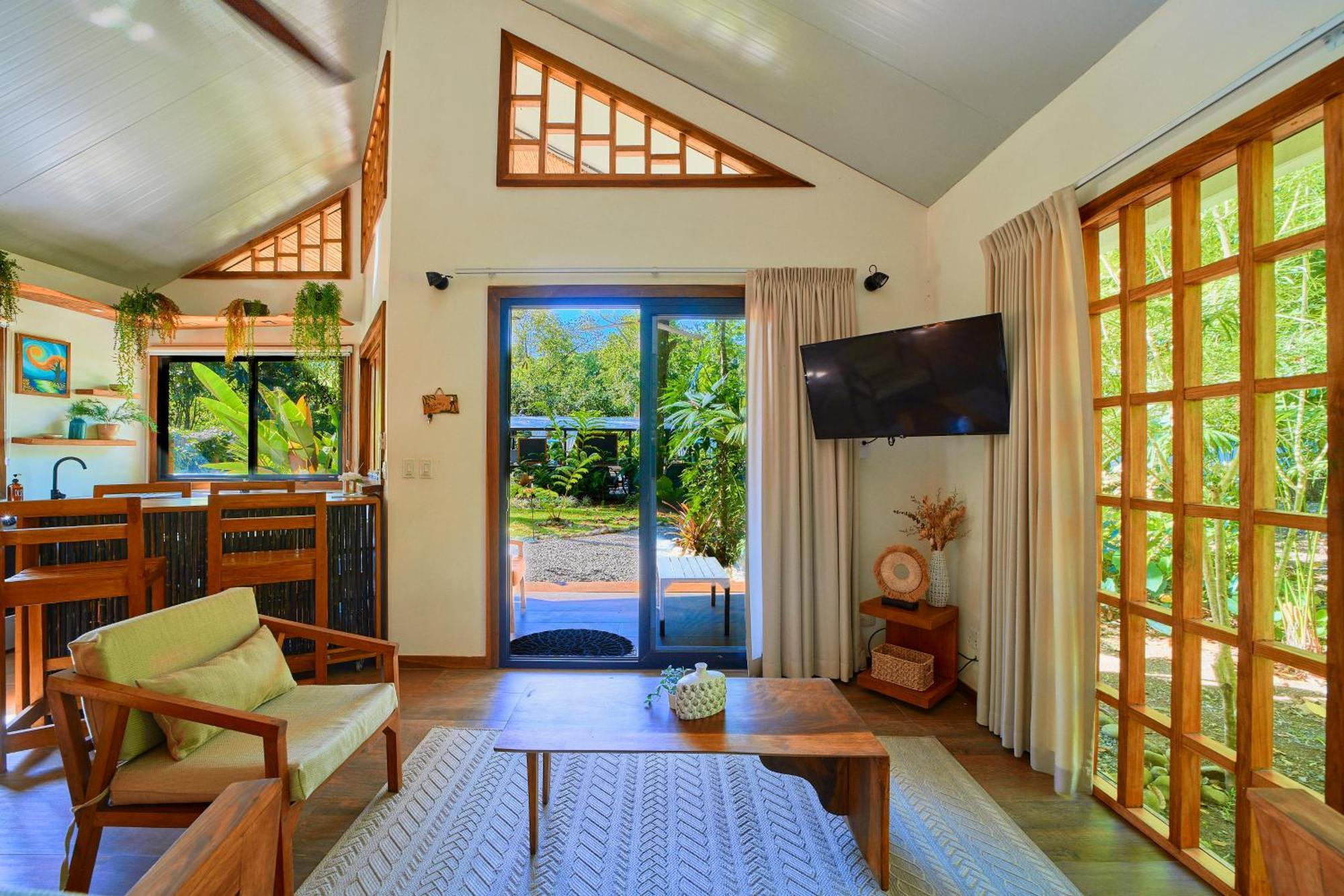 Dragonfly Beachfront Villas-Adult Only Пунта-Ува Екстер'єр фото