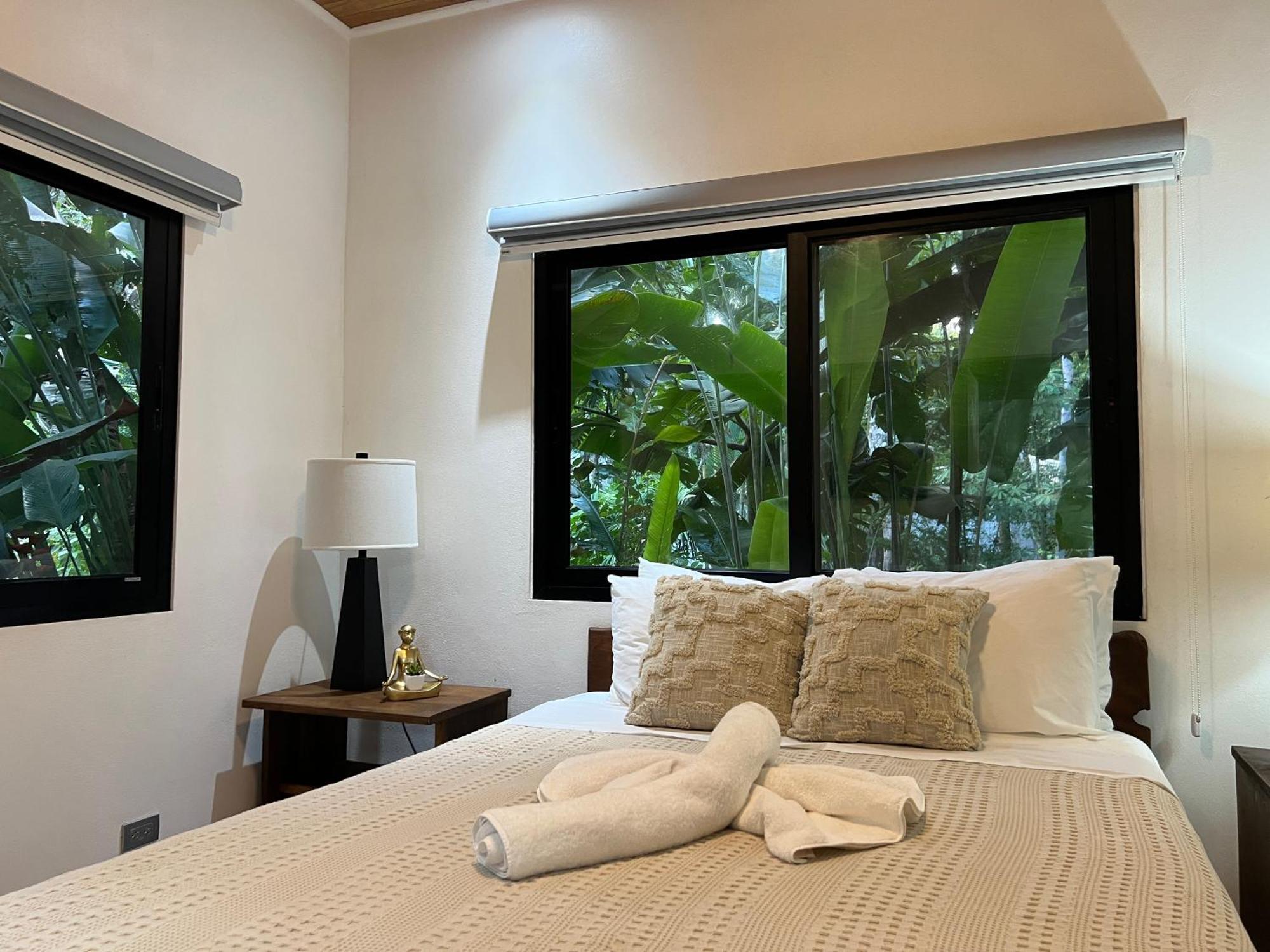 Dragonfly Beachfront Villas-Adult Only Пунта-Ува Екстер'єр фото